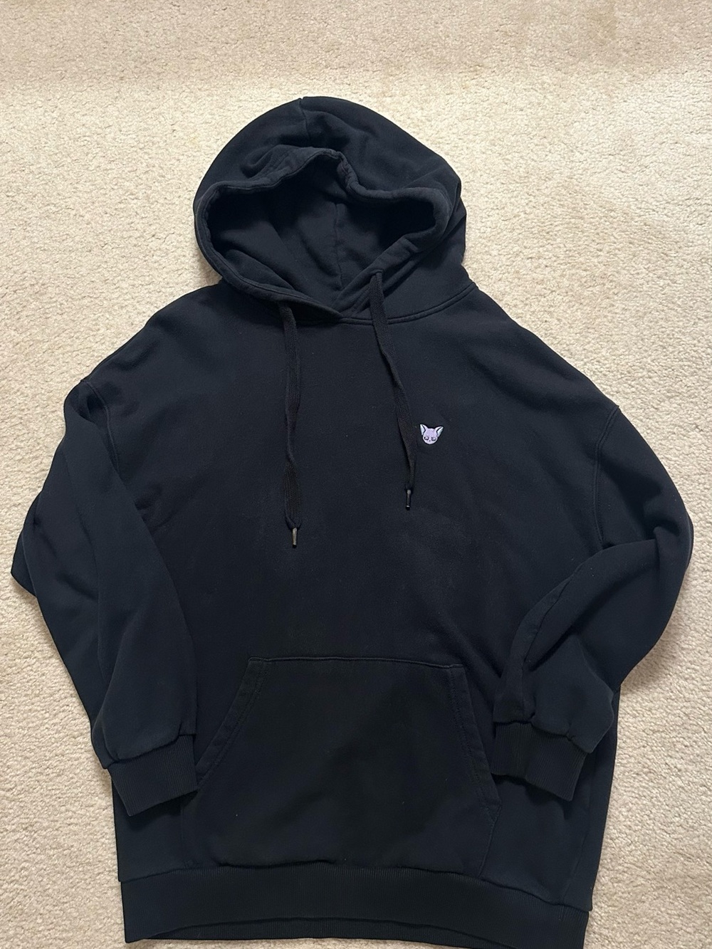 Black Men's Hoodie with Subtle Fox Face Embroidery
